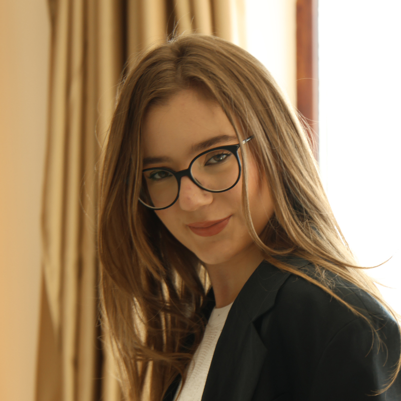 Olena Yara